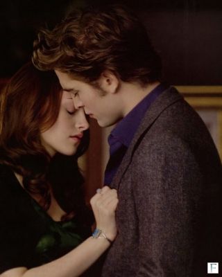 Love is Bella a EDWARD.jpg